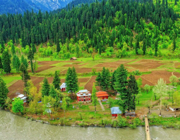 Kashmir with Kargil 6 nights/7 days