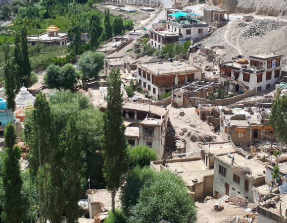 Kashmir and Ladakh Combo Package with Kargil Stay  9 Nights / 10 Day