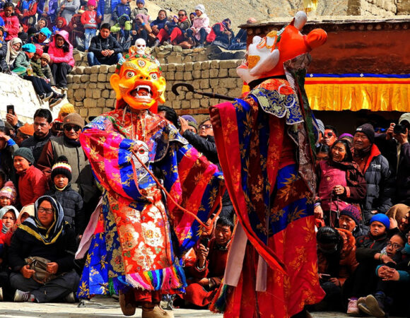 Ladakh’s Vibrant Fairs and Festivals: A 2023-2024 Extravaganza!