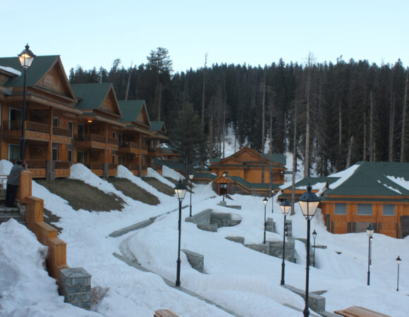 Gulmarg in December – Places to Visit and Things to Do